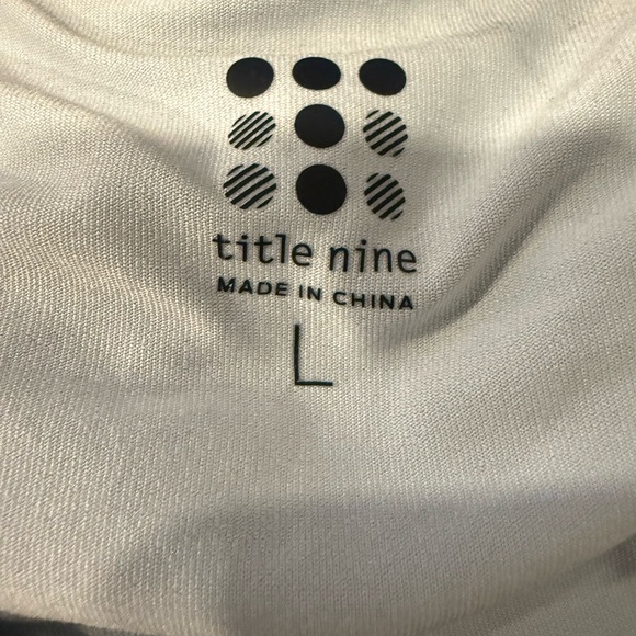 Title Nine Long Sleeve Winter Train Top - Denali Size L - Picture 4 of 5